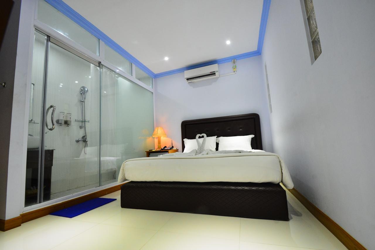 Woodland Hotel Rangun Zewnętrze zdjęcie