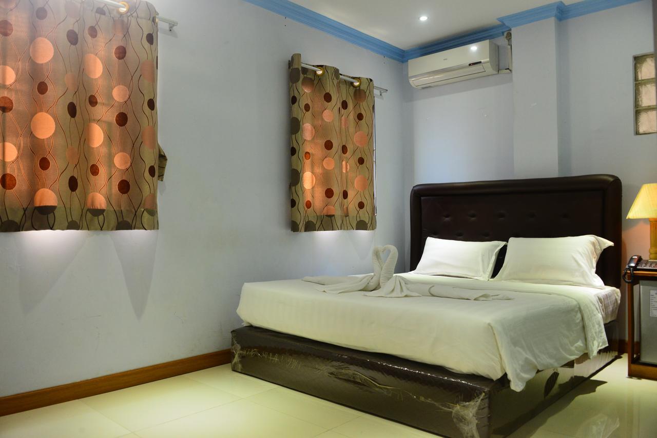 Woodland Hotel Rangun Zewnętrze zdjęcie