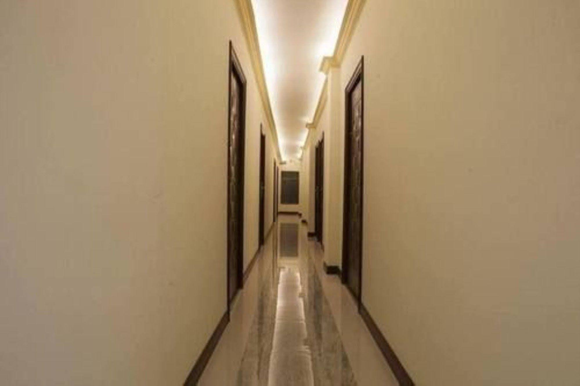 Woodland Hotel Rangun Zewnętrze zdjęcie